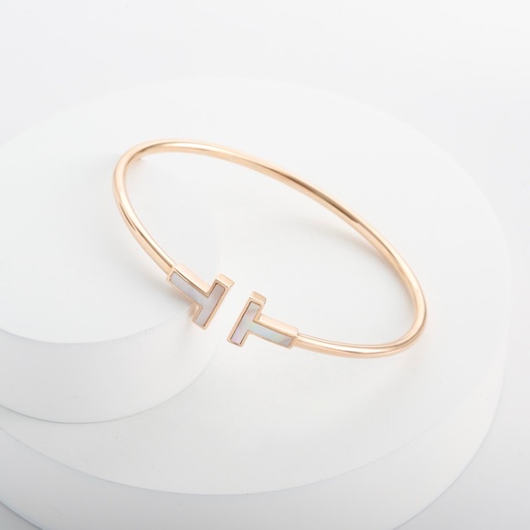 Tiffany & Co. Rose Gold T Wire Bracelet with White Inlay - Picture 4 of 6